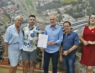 Botion e artistas assinam termos para repasse do governo federal de R$ 2,4 milhões à cultura em Limeira